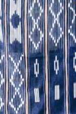 Blue white fabric - Image 2